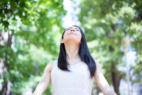 Xây dựng những tư duy và thói quen sống tích cực để tránh stress