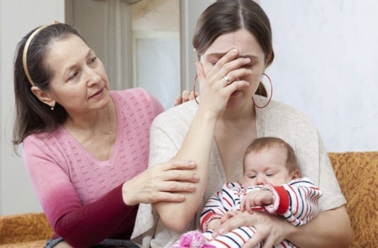 Người bệnh không nên tiếp xúc với trẻ nhỏ, người tàn tật hay những người dễ bị tổn thương