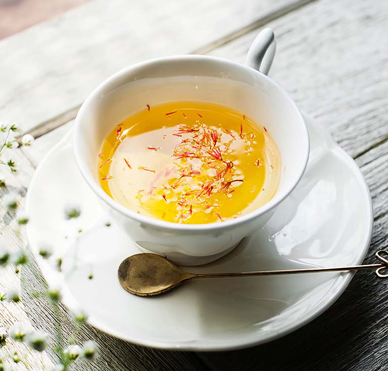 dùng nhụy hoa nghệ tây (Saffron) chữa mất ngủ