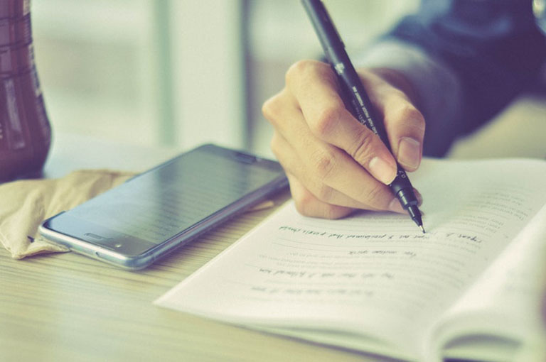 Căng thẳng stress gây mất ngủ