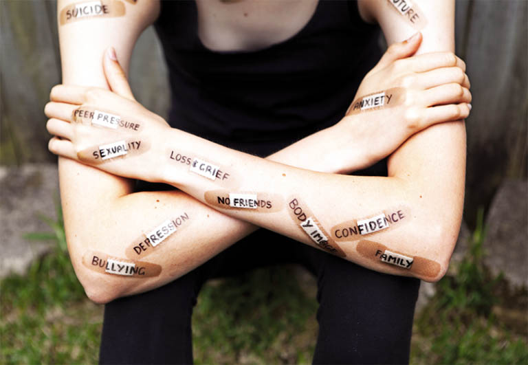self harm là gì self harm là gì