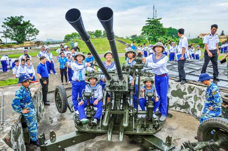 Cách vượt qua khủng hoảng tâm lý ở tuổi dậy thì