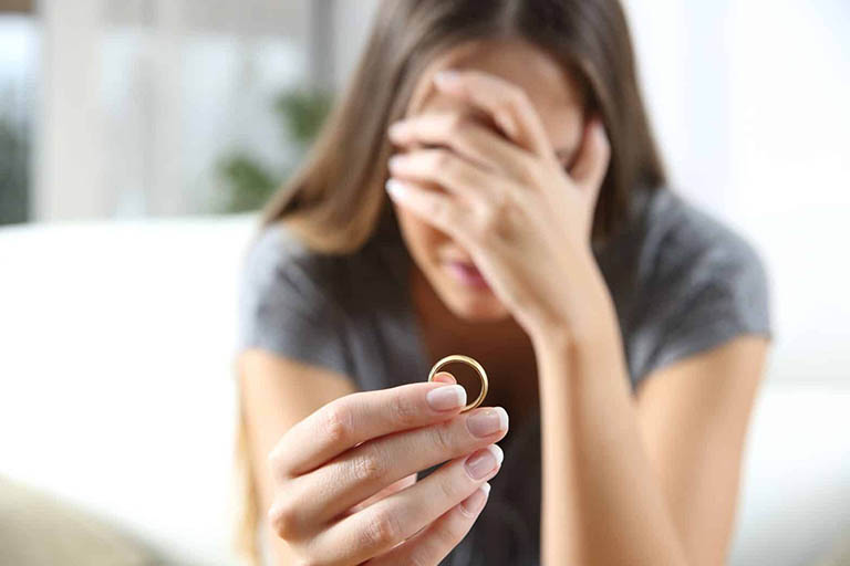 mâu thuẫn vợ chồng và cách giải quyết nguyên nhân gây mâu thuẫn vợ chồng