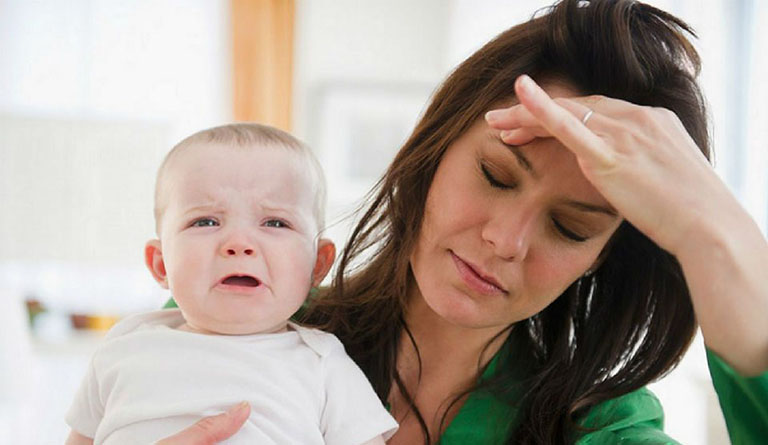 mẹ bị stress khi cho con bú hệ quả của việc mẹ bị stress khi cho con bú