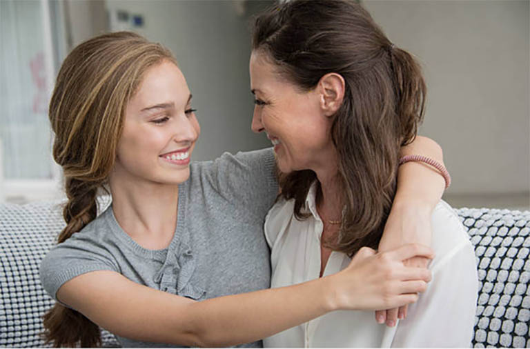 Trẻ bị công kích trên mạng xã hội Trẻ bị công kích trên mạng xã hội