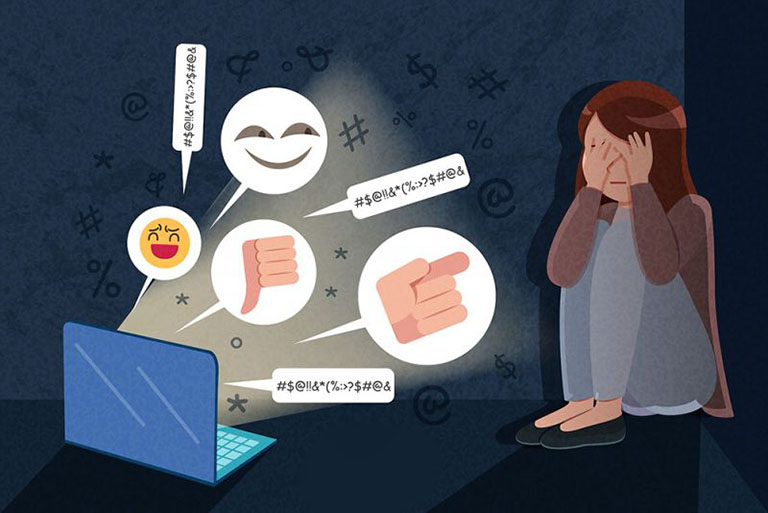Trẻ bị công kích trên mạng xã hội Trẻ bị công kích trên mạng xã hội