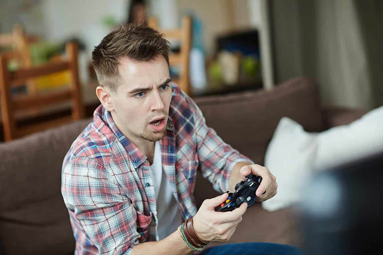 Tình trạng nghiện game online của giới trẻ hiện nay Tình trạng nghiện game online của giới trẻ hiện nay
