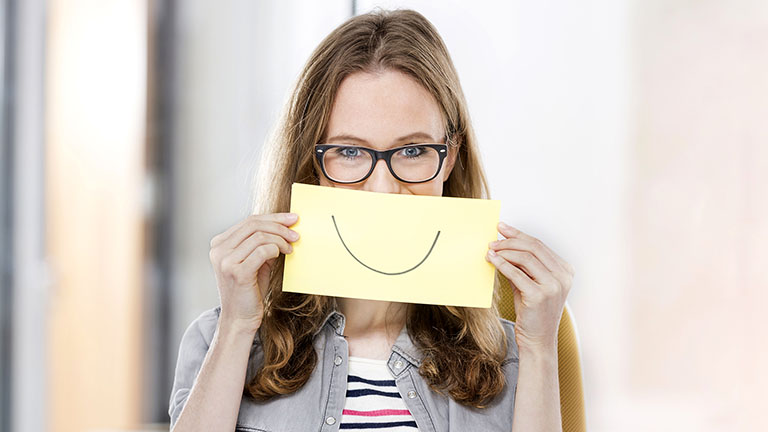 cười nhiều cười nhiều