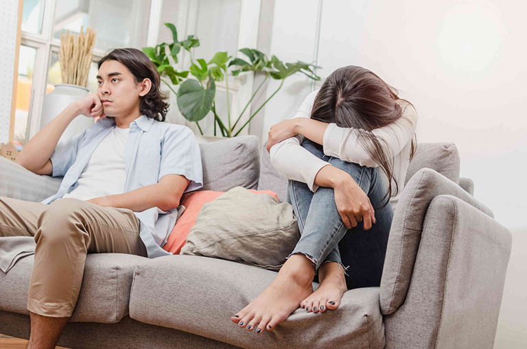 Vợ chồng không nói chuyện với nhau