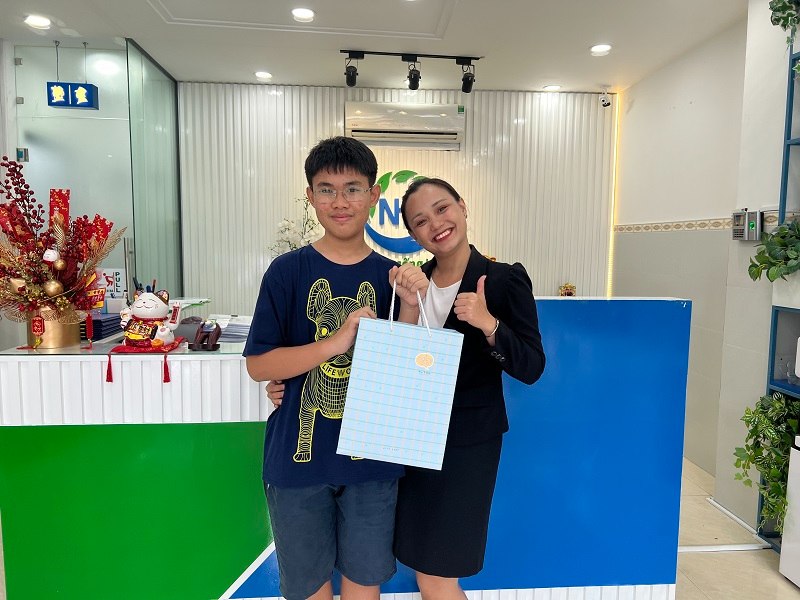 Minh Khôi đồng hành cùng chuyên gia tâm lý trị liệu Ngọc Trâm