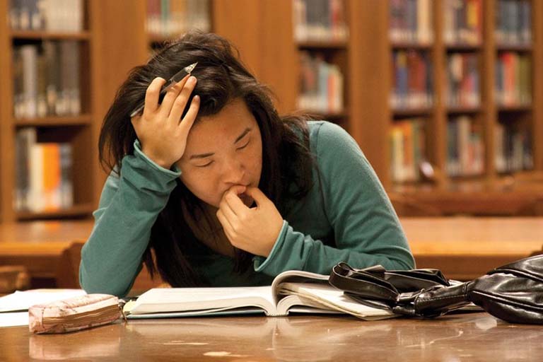 áp lực thi cử của học sinh lớp 9 áp lực thi cử của học sinh lớp 9
