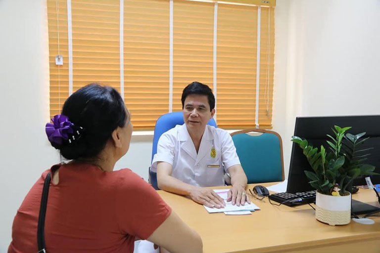 TTND.TS.BS. Nguyễn Hữu Chiến chuyên gia tư vấn trầm cảm hà nội
