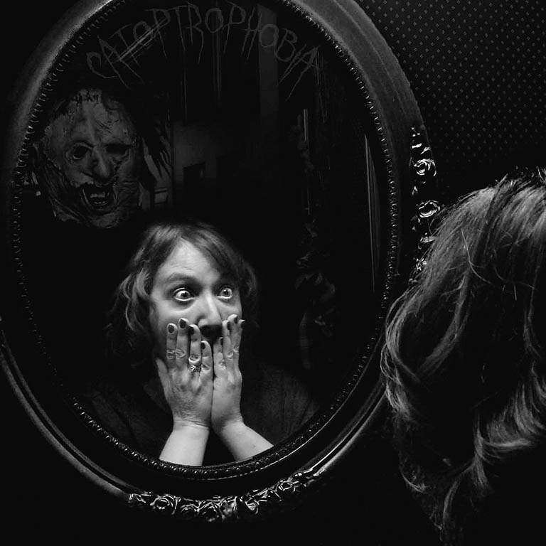 biểu hiện của Catoptrophobia biểu hiện của Catoptrophobia