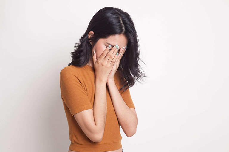 vượt qua nỗi đau bị phãn bội vượt qua nỗi đau bị phản bội