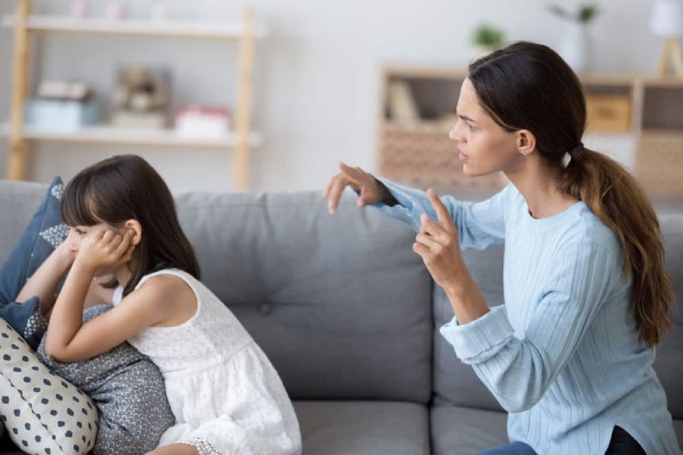 áp lực trong gia đình 