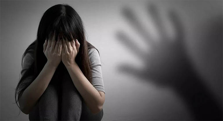 Cách vượt qua trầm cảm vì chồng ngoại tình