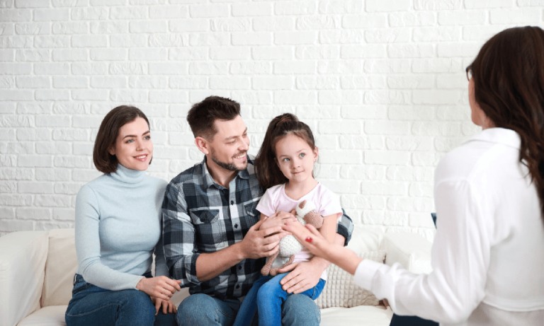chuyên gia tâm lý tư vấn cách hàn gắn mối quan hệ gia đình hiệu quả