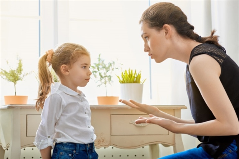 trẻ dễ nổi nóng cáu gắt