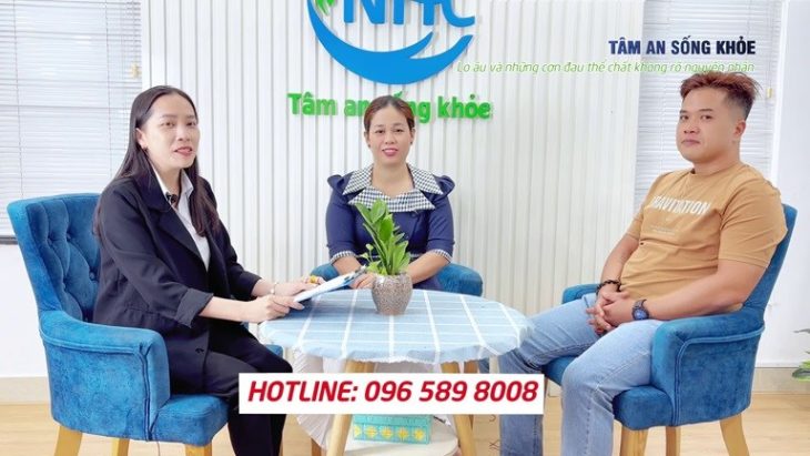 Anh H.Đ.M và Chuyên gia Tâm lý Nguyễn Thị Sơn Ca trong talkshow Tâm an sống khỏe