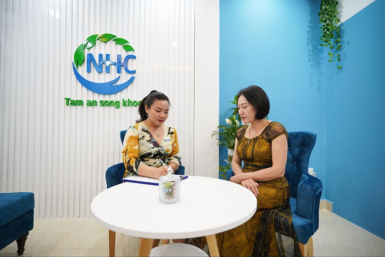 Chuyên gia NHC Việt Nam tư vấn tâm lý tìm cách giải quyết mâu thuẫn trong gia đình