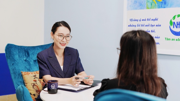 NHC Việt Nam tư vấn giải pháp bất đồng quan điểm giữa cha mẹ và con cái