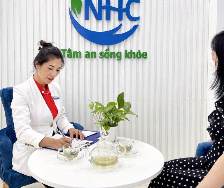 Chuyên gia tư vấn tâm lý Trần Thị Hạnh Dung