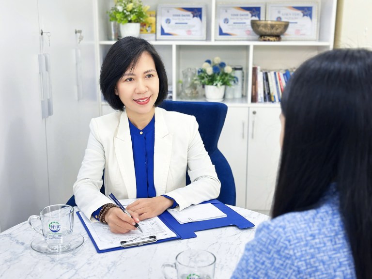Chuyên gia tư vấn tâm lý Hoàng Thị Ngọc Duyên