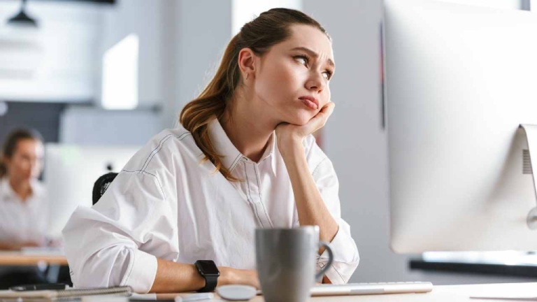Cách vượt qua cảm giác chán nản trong công việc