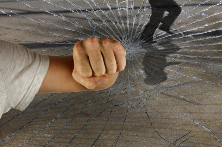 nhân cách ái kỷ ác tính có nguy hiểm không