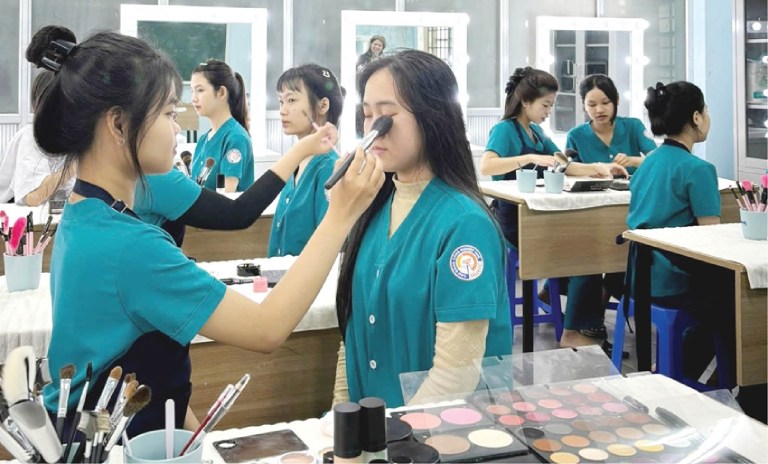 Học trung cấp nghề sau khi con không đỗ cấp 3
