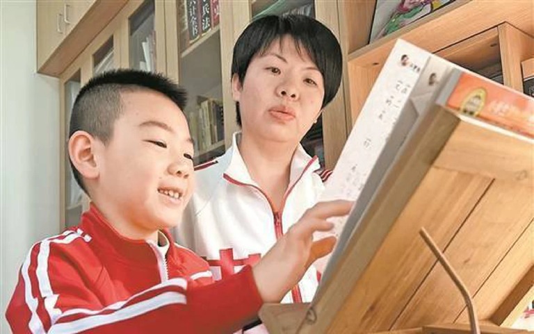 Lựa chọn phương pháp học phù hợp với trẻ khi con lười học