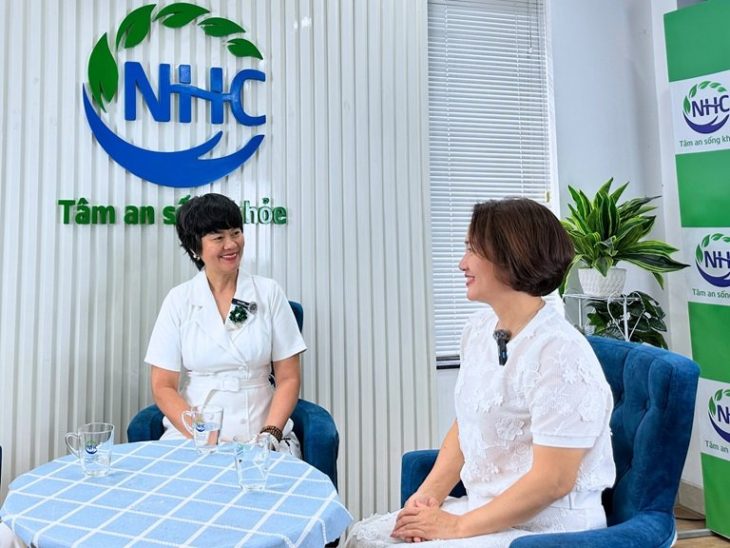 Khách hàng H.S chia sẻ hành trình tìm lại lẽ sống sau thời gian mất phương hướng.