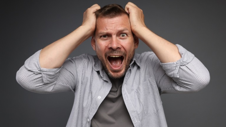 ví dụ về kỹ năng kiểm soát cảm xúc