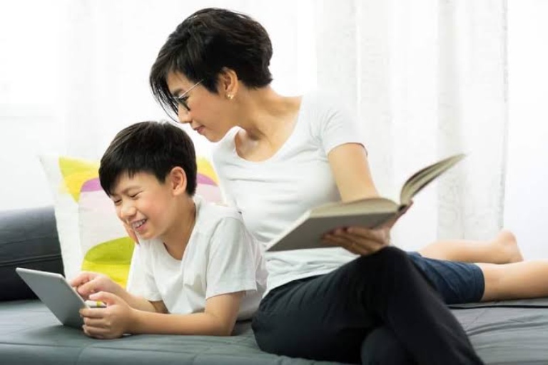 học cách làm bạn với con trai tuổi dậy thì