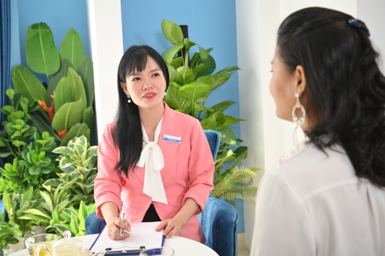 Chuyên gia Tâm lý NHC hướng dẫn cách làm bạn với con tuổi dậy thì