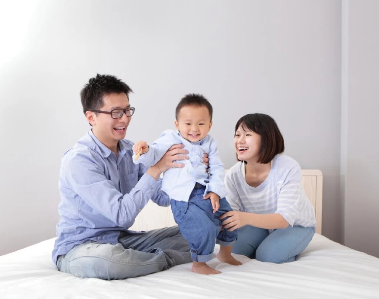 Con cái không phải là “bảo hiểm tuổi già” của cha mẹ