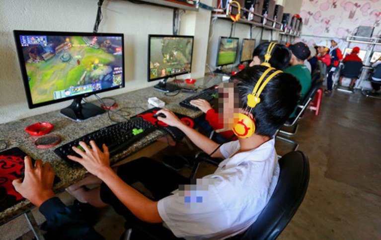 Con nghiện game đến mức bỏ học