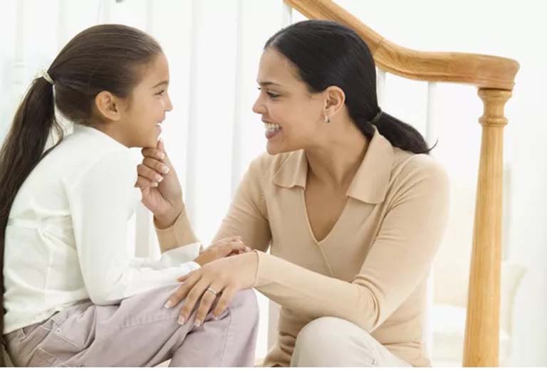 Mối quan hệ giữa bố mẹ và con cái trong xã hội hiện đại