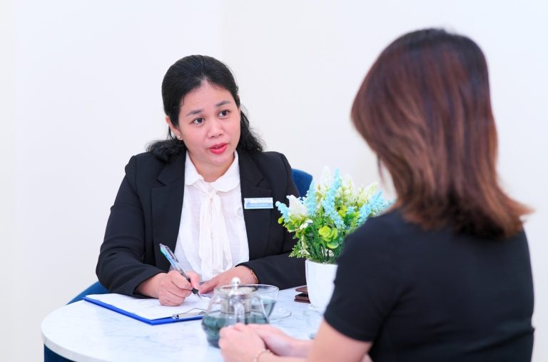 Tâm lý NHC chia sẻ cách chấm dứt ngoại tình chốn công sở