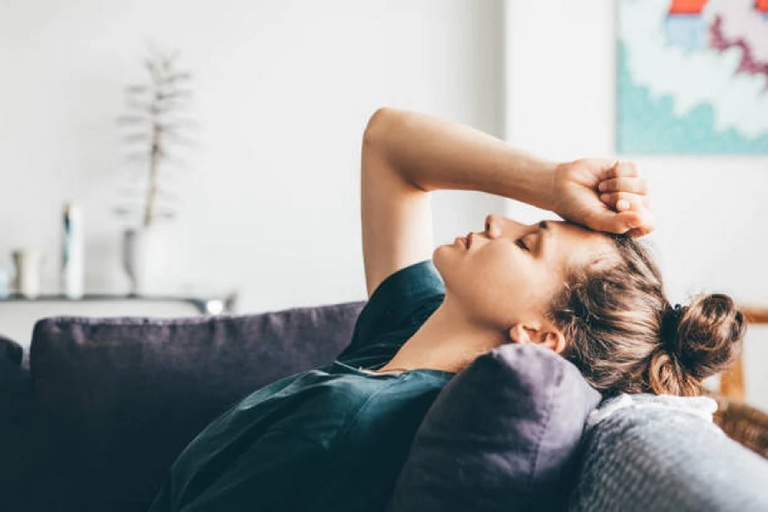 Vì sao bạn luôn mệt mỏi dù không làm quá nhiều