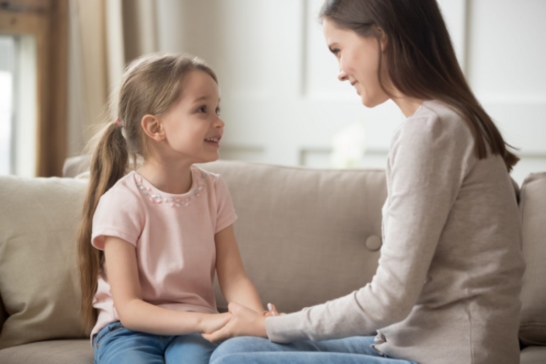 lý do cha mẹ khó nói lời xin lỗi với con