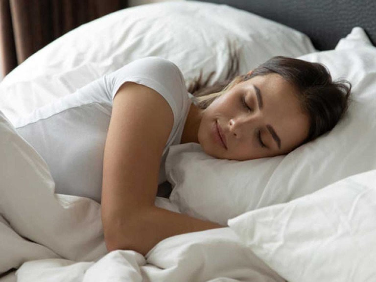 1 ngày ngủ 7 tiếng được không