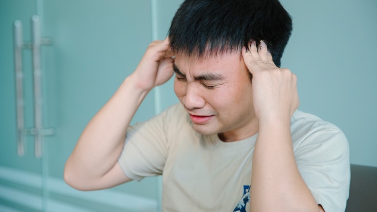 dấu hiệu đau cổ vai gáy do stress