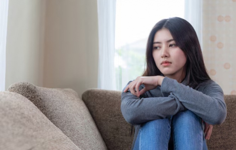 Ngừng tự trách sau khi chia tay mà vẫn còn yêu
