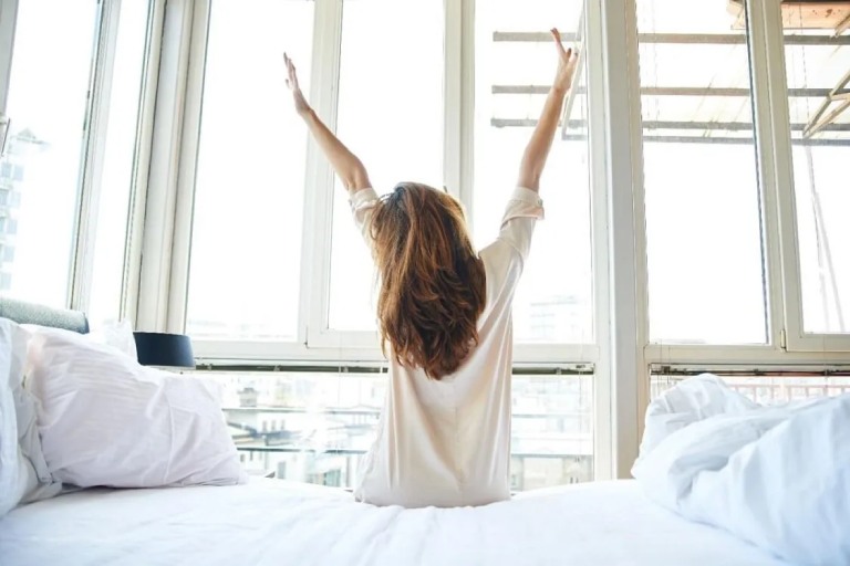 Người trầm cảm ngủ nhiều mà vẫn mệt mỏi nên bắt đầu ngày mới bằng hoạt động nhỏ