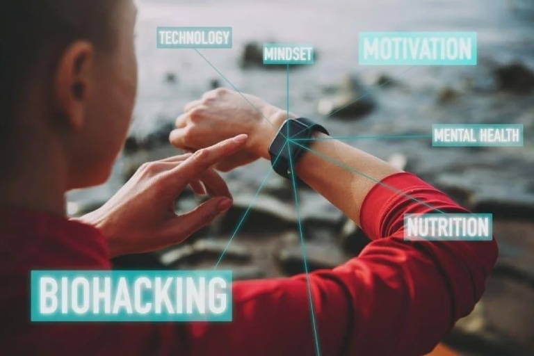 Lợi ích của Biohacking trong chăm sóc sức khỏe và tối ưu thói quen