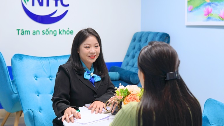 Chuyên gia tâm lý đồng hành giúp bạn nhận thức đúng về giá trị bản thân