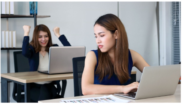 Hạn chế so sánh với người khác khi không biết mình muốn gì để tập trung khám phá bản thân