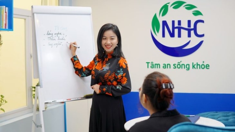 Chuyên gia Tâm lý NHC tư vấn, giúp khách hàng biết cần làm gì khi người yêu thất vọng về mình