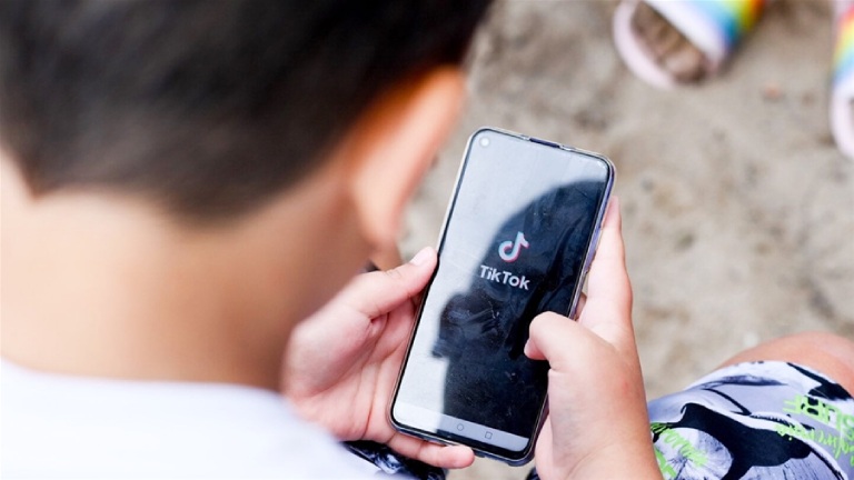 Thực trạng nghiện TikTok hiện nay